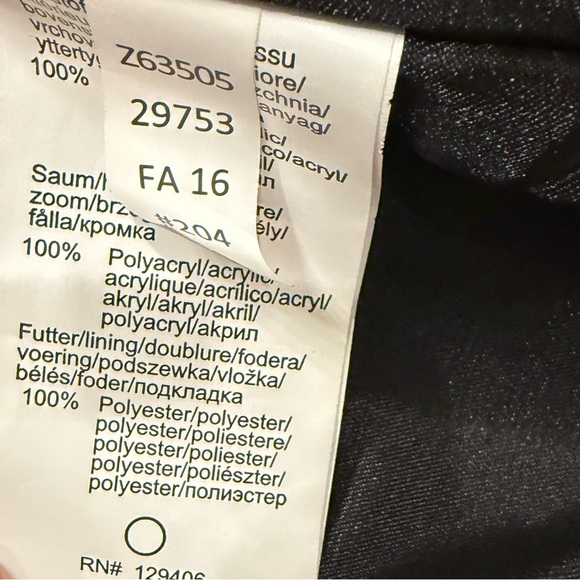 Venus Multicolor Faux Fur Jacket. Size 4 - Picture 6 of 6